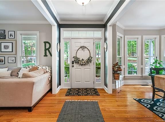 5th image of 9175 Fair Oak Dr #91