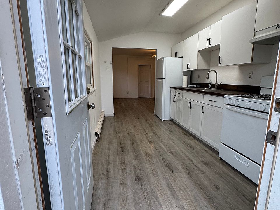 1st image of 47 Carman St APT 1