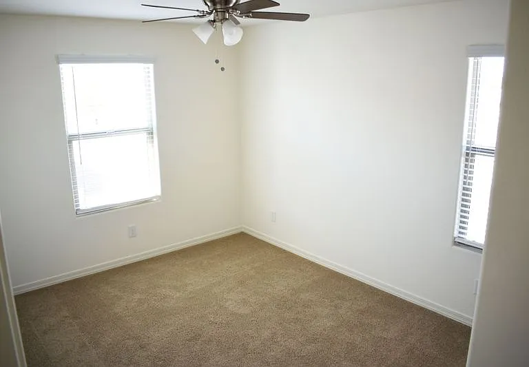 1736 S 82nd Pl — Photo 14
