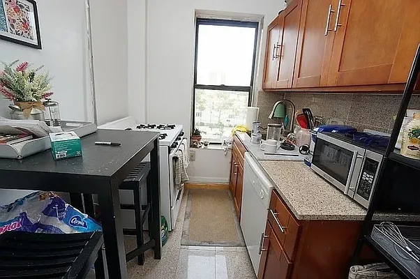 Rented by Universal Realty Group | media 12