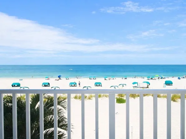 9980 Gulf Blvd #318, Treasure Island, FL 33706