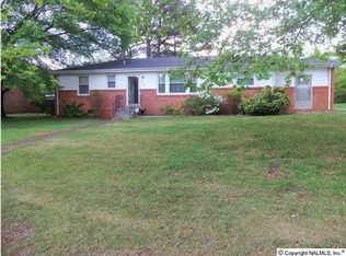 2214 Morningside Dr NW, Huntsville, AL 35810