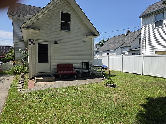 4th image of 161 Front Street