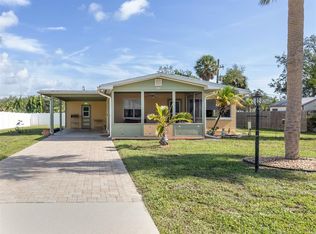 909 Cypress Ave, Venice, FL 34285