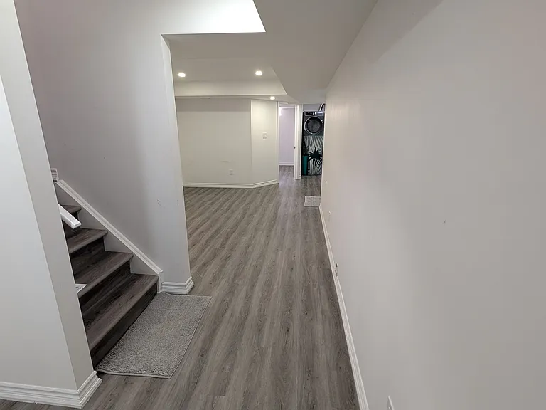 25 Caliper Rd #BASEMENT — Photo 13