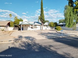 2433 S Rook Ave, Tucson, AZ 85711