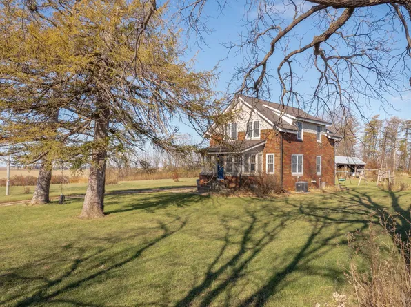 29505 230th St, Reinbeck, IA 50669