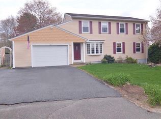 56 Hunter Dr, Cumberland, RI 02864