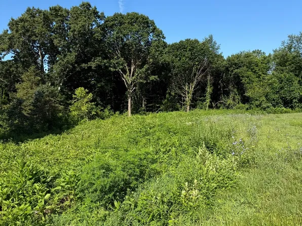 396 Gracey Ave, Meriden, CT 06451