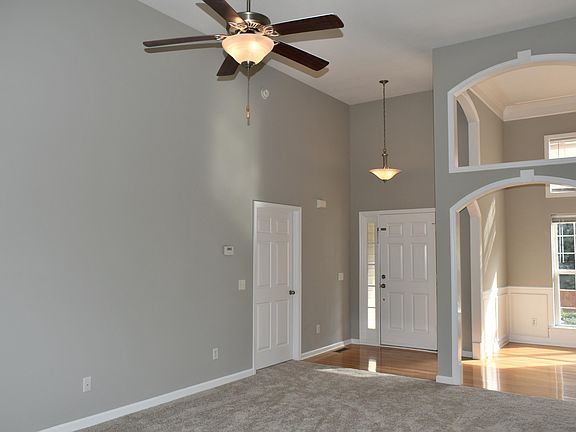 5th image of 8582 Midwestern Dr #83