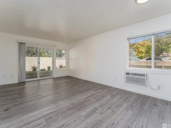 309 W Highland Ave #G, Chelan, WA 98816
