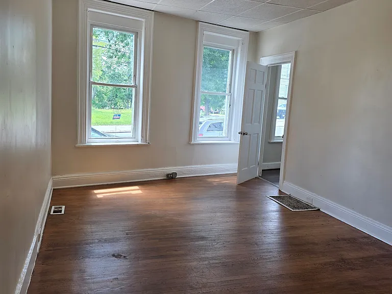 75 2nd Ave #1 — Photo 11