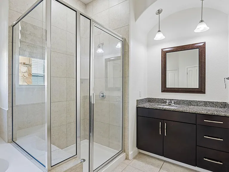 2604 Lou Hollow Pl — Photo 17