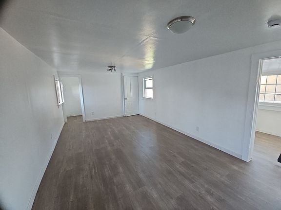 2nd image of 201 W 46th St #203-1/2