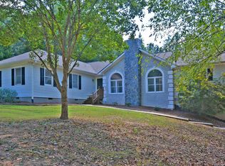 897 Rolling Hills Ln, Newnan, GA 30263