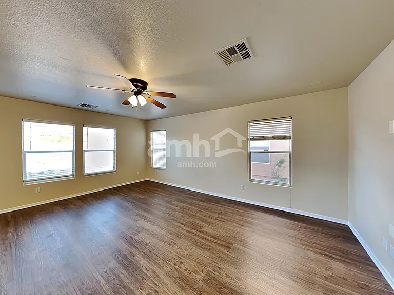 6317 Climbing Vine Ave — Photo 5