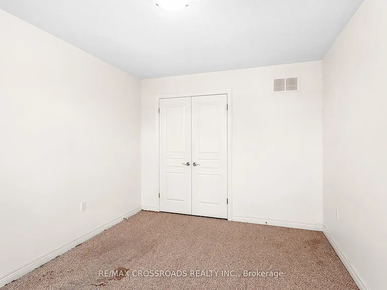 7 Colorado Blvd — Photo 27