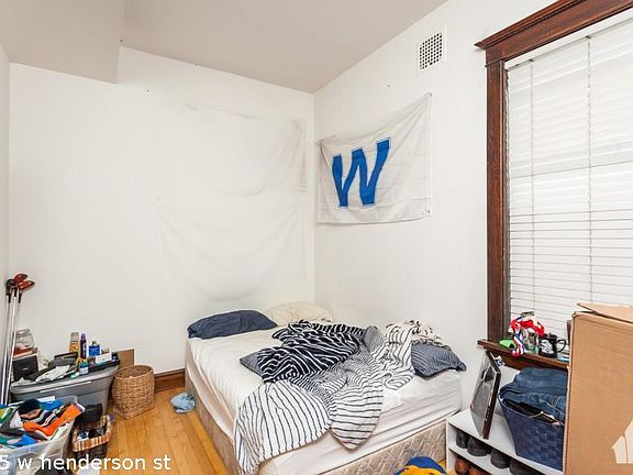 4th image of 1415 W Henderson St #528