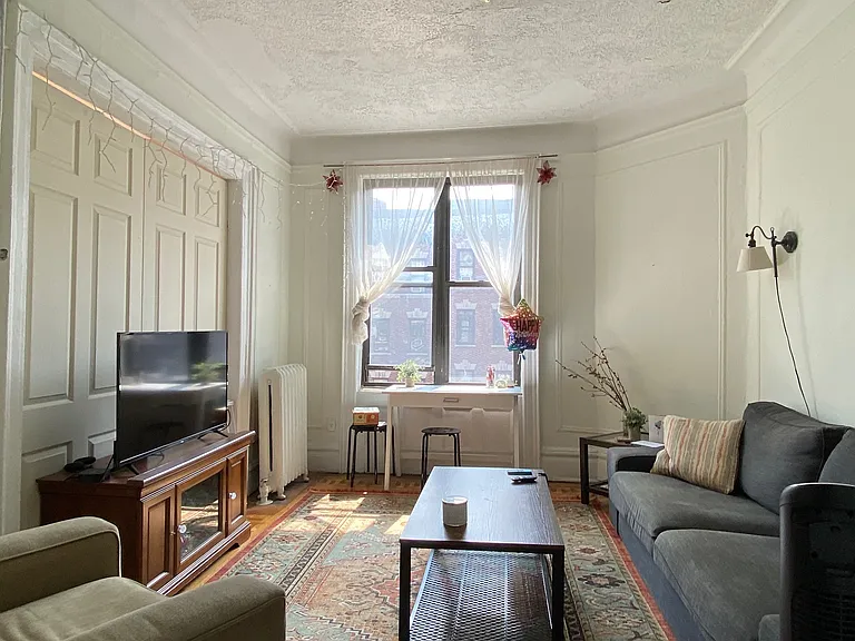 191 Claremont Ave #44 — Photo 1