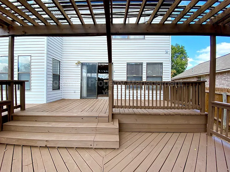 2510 Village Pkwy — Photo 6
