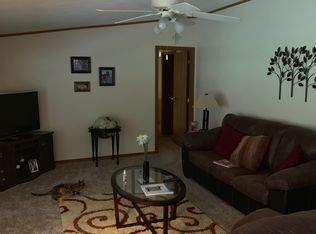 9 Miller Ave, New Castle, PA 16101