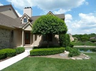 18160 Blue Heron Pointe Dr, Northville, MI 48168