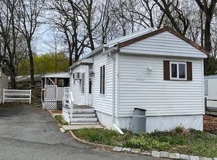 252 Newbury St #87, Peabody, MA 01960
