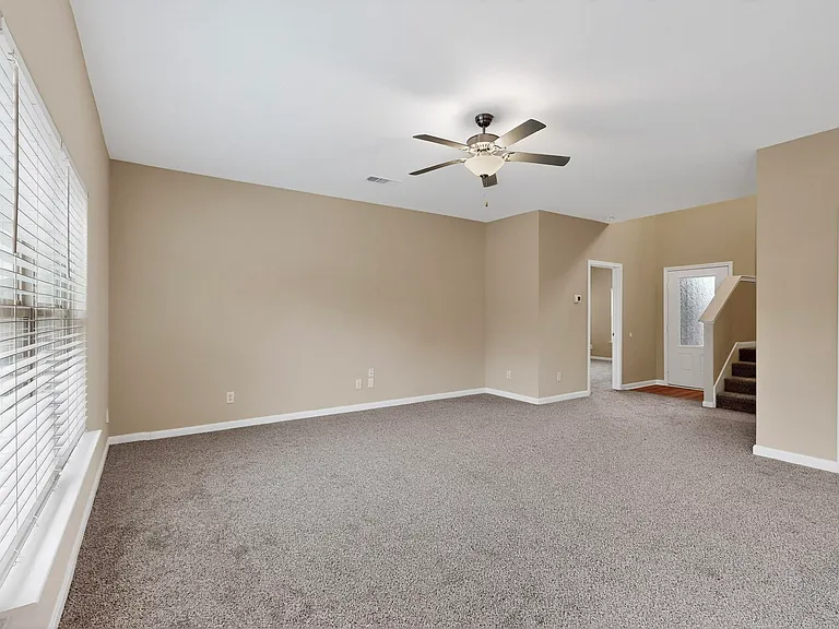272 Moonstone Way — Photo 8