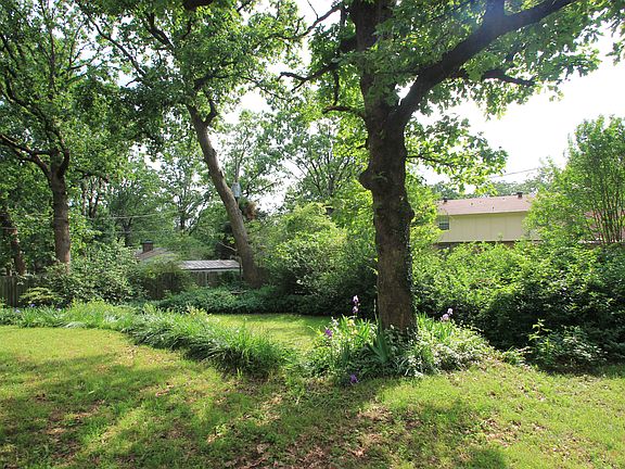 3rd image of 7505 Pontiac Dr