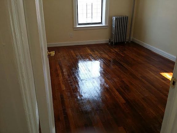 3rd image of 4138 Barnes Ave APT 4D