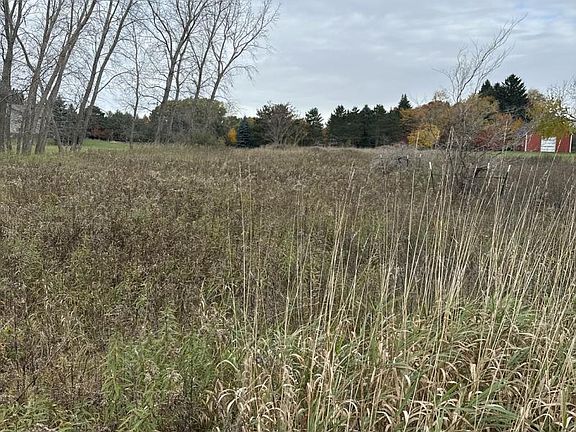 3rd image of 322 S Outer Dr