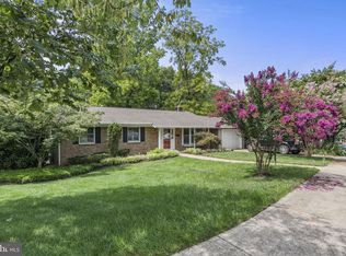 500 Colony Ct NW, Vienna, VA 22180