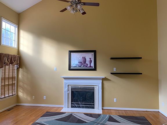2nd image of 9001 Singletree Ln