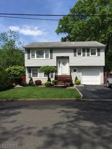 394 Princeton Ave, Rahway, NJ, 07065