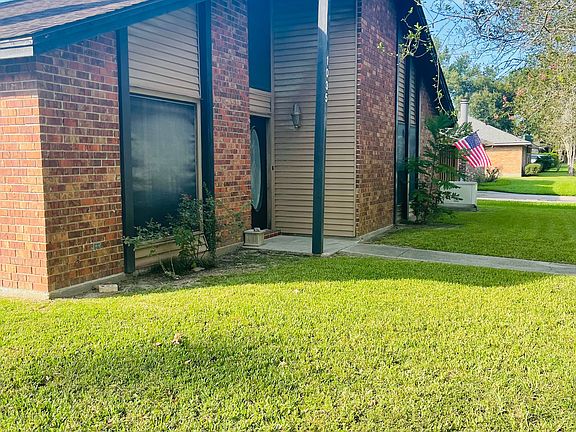 2nd image of 1035 Briarhurst Dr