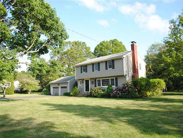 2nd image of 21 Ames Rd