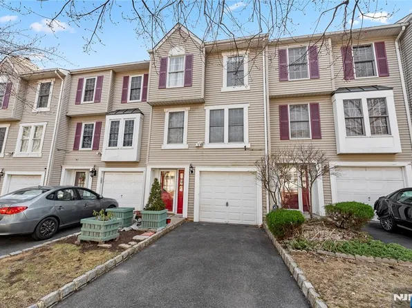 80 Tiffany Blvd #5126, Newark, NJ 07104