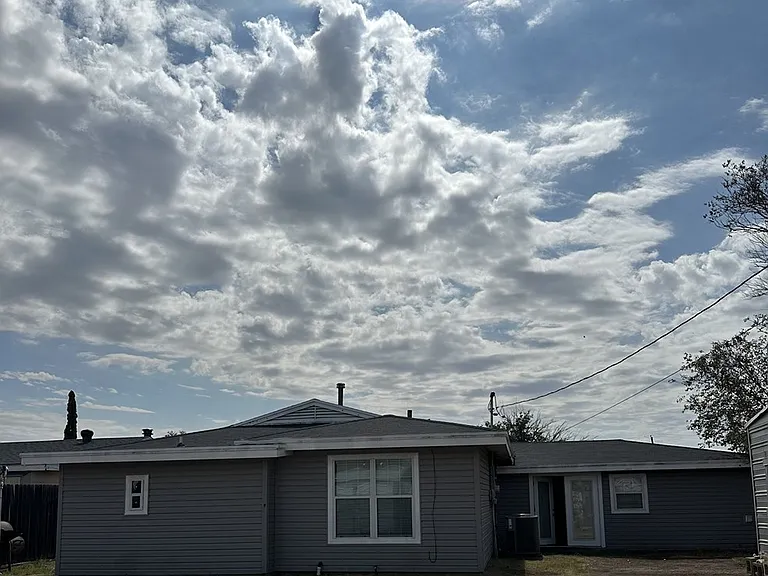 1711 Doran Dr — Photo 9