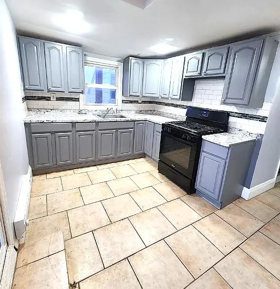 182 Dewey St #2B — Photo 1