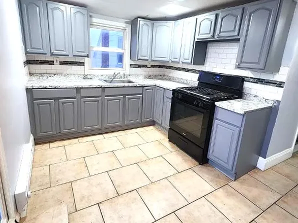 182 Dewey St, Newark, NJ