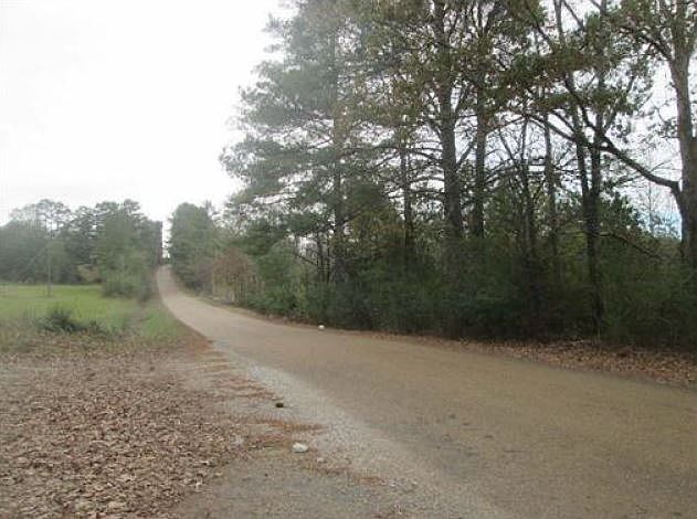 2nd image of 570 Saragossa Rd