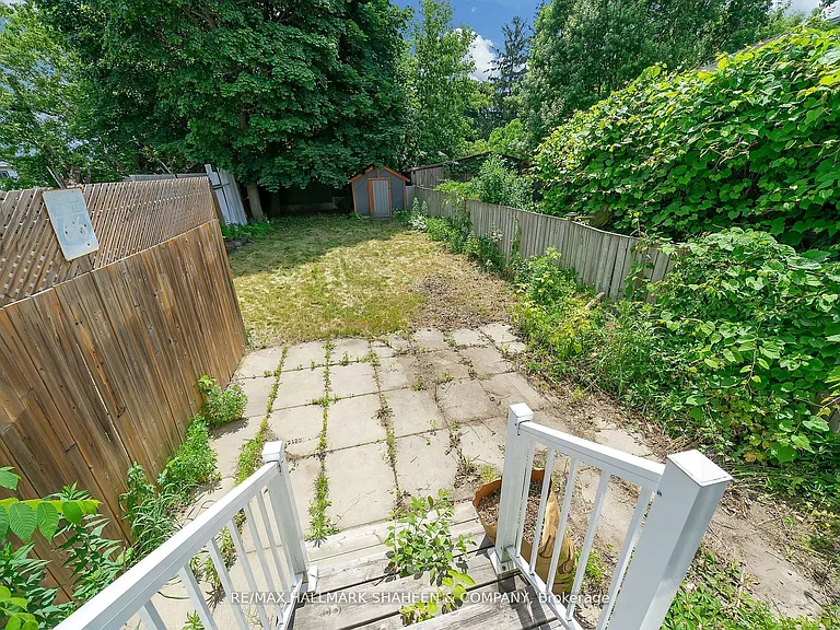 203 Quebec St — Photo 15