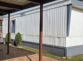 4070 Hook Ln, Krum, TX 76249