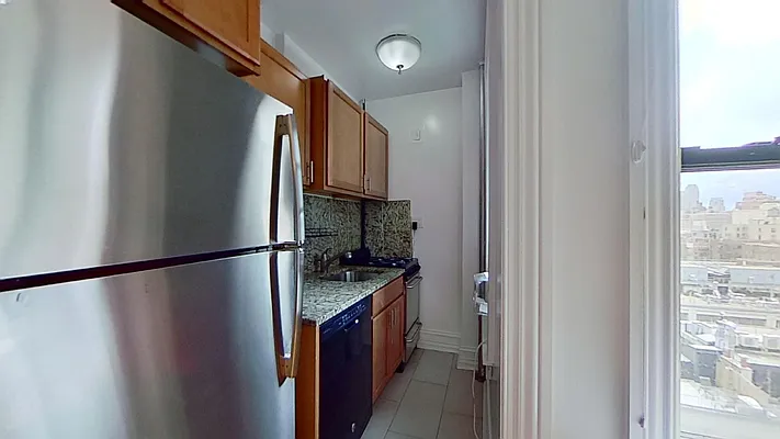 Rented by Bond New York | media 28