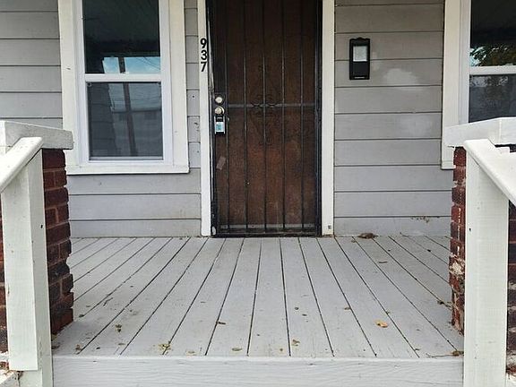 3rd image of 937 W 13th St