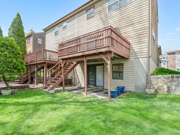 48 Lincoln Pl — Photo 13