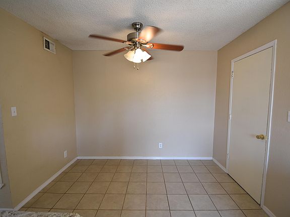 3rd image of 9878 Sayers Dr
