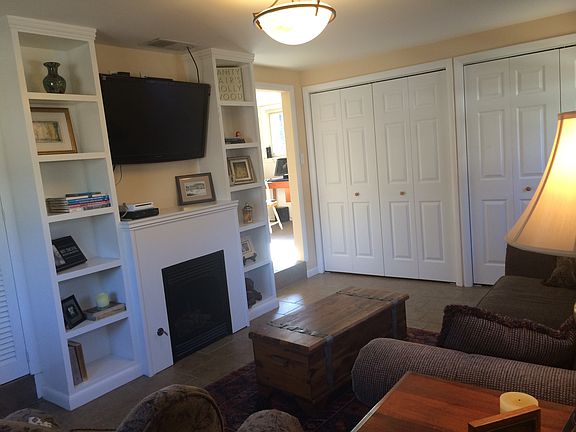 5th image of 205 Schoolwood Ln