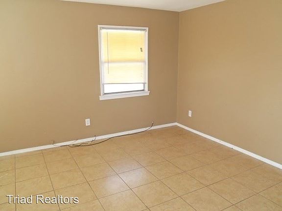 2nd image of 73760 Sunnyslope Dr
