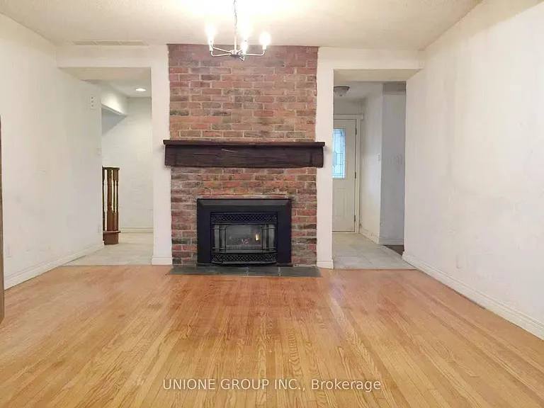 31 Birch Hill Ln — Photo 4
